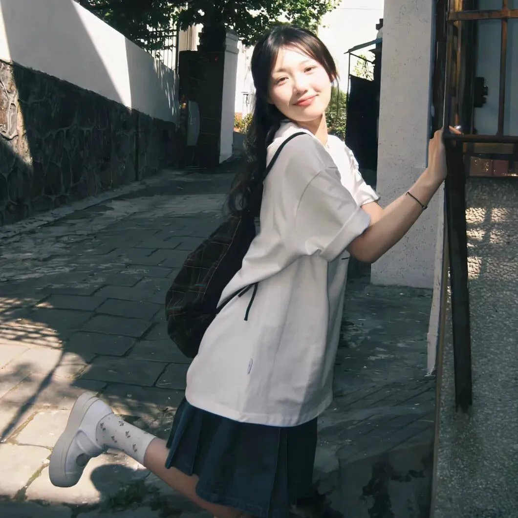 柯盼旅馆海报